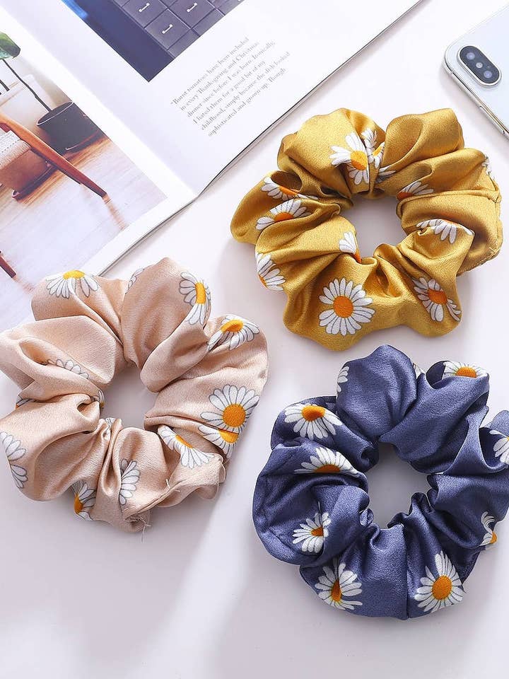 JCHB60600301 Blue, Yellow & Beige Daisy Scrunchie Set for wholesale by JC Sunny Fashion