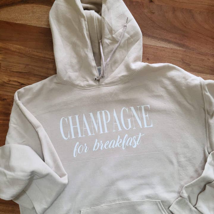 Champagne per colazione per la vendita all'ingrosso da parte di Velvet Rebel Boutique