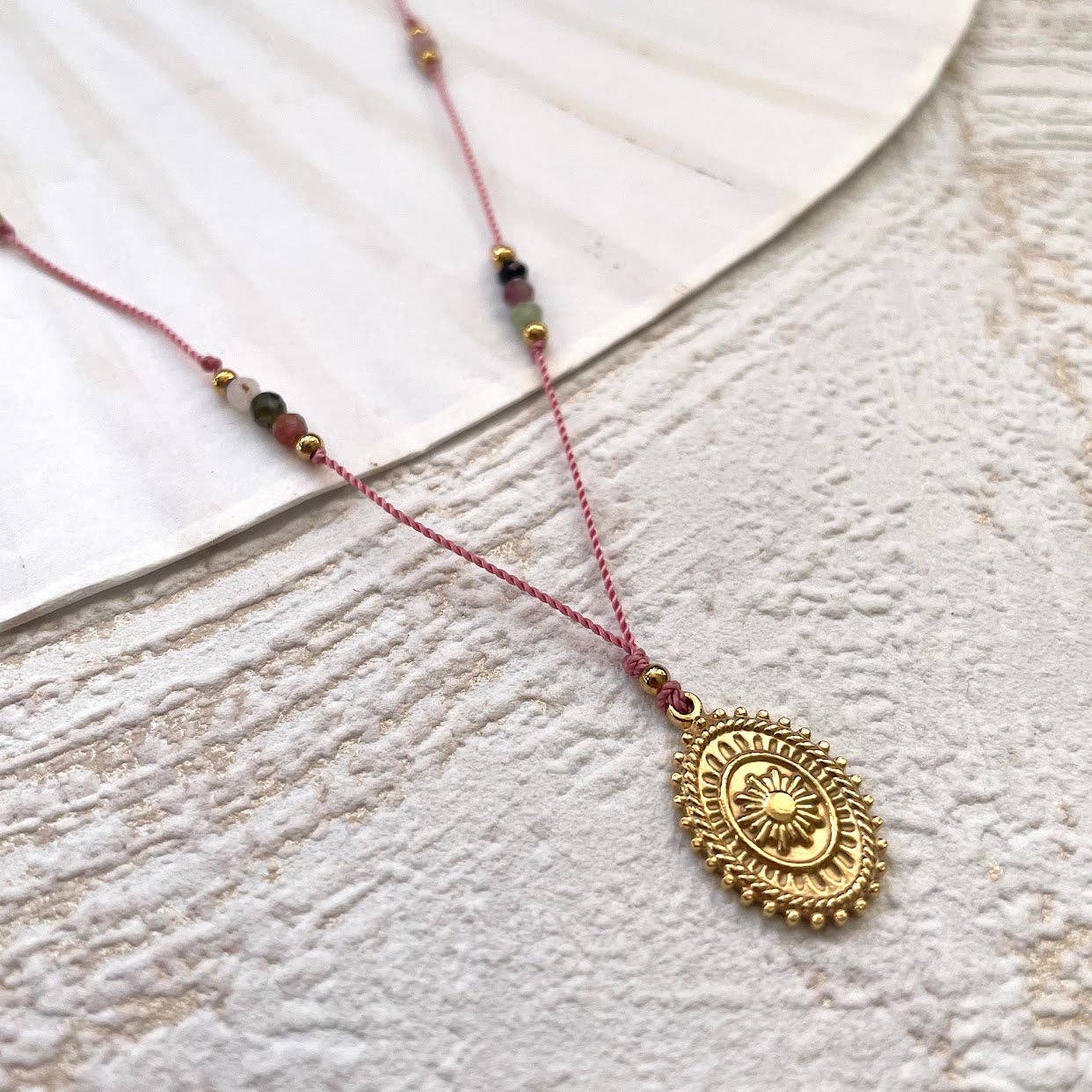 YSIE - Venta al por mayor Collares con colgantes/abalorios - Collar Turmalina y medallón Solar Ava0