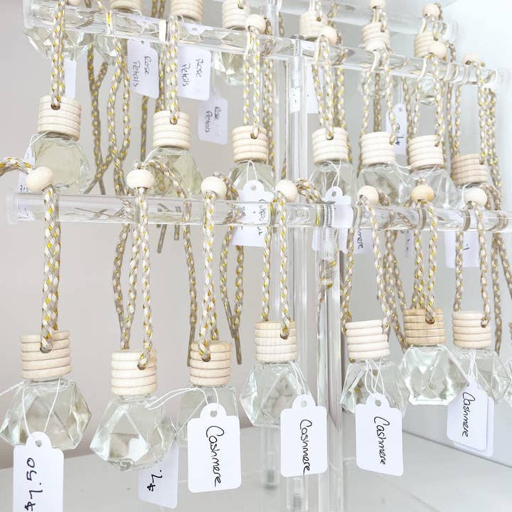 Prenti - Luxury, Non-Toxic Home Fragrance - Wholesale Car Freshener - Unisex - Diamond Shape Hanging Car Diffuser - Variety of Scents3