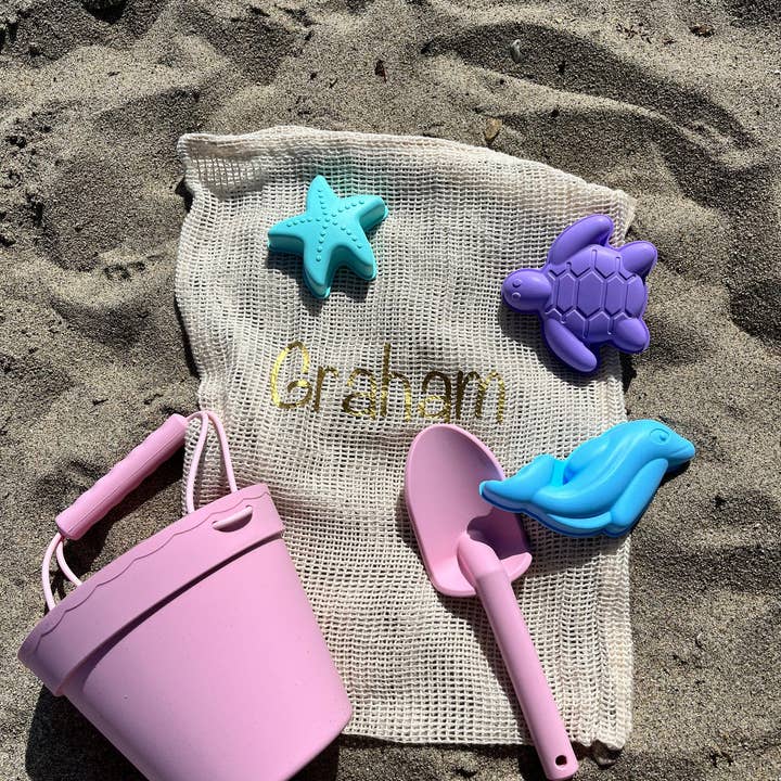 The Organized Mommy Co - Vente Jouet de plage/piscine - Enfant et bébé - Seaux de plage en silicone avec accessoires de sable6