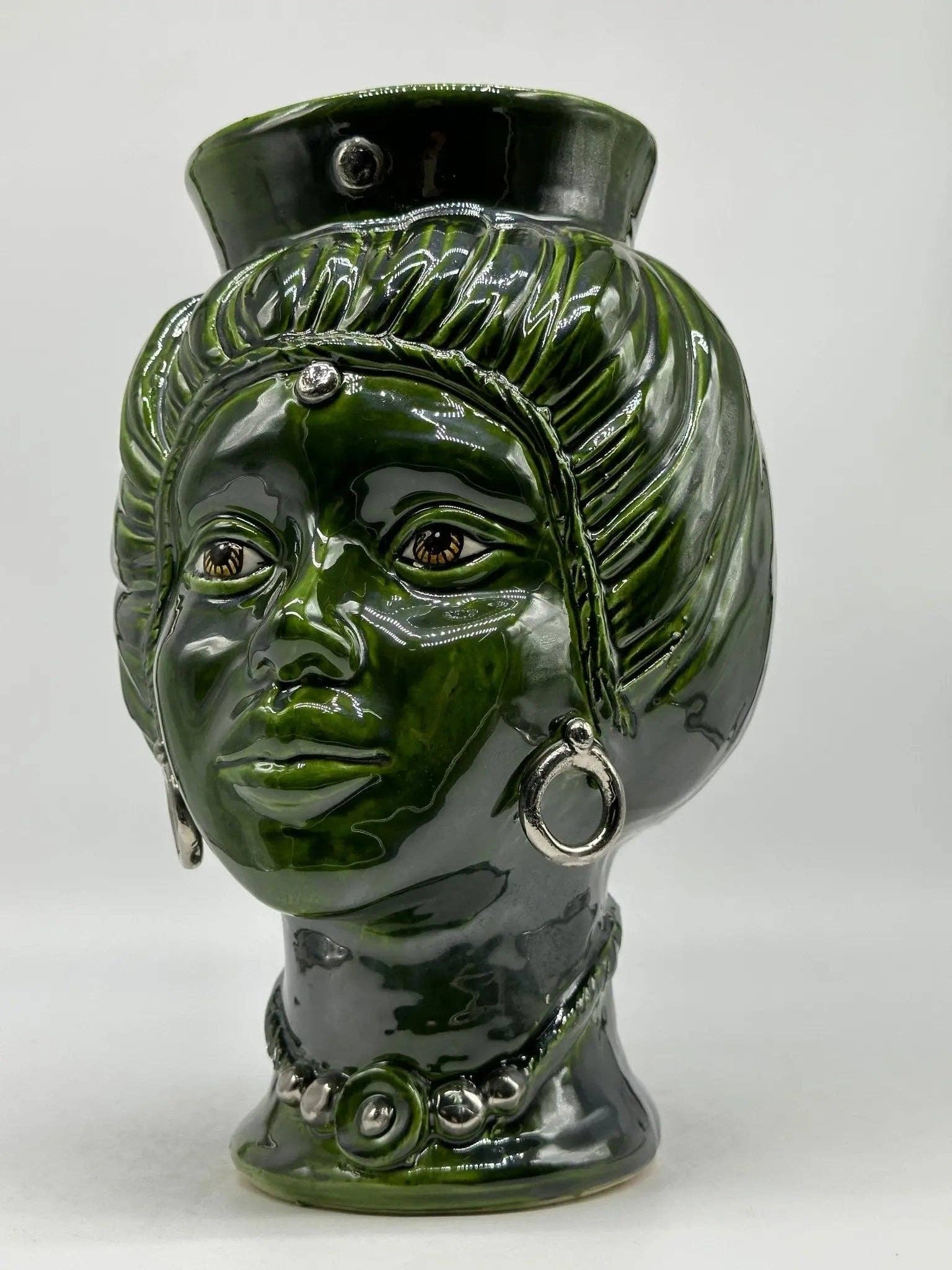 DD Ceramiche Siciliane - Vendita all'ingrosso Statuette decorative - Teste di Moro Mediterraneo Ceramica Caltagirone cm H.29 L.22 Artigianale Verde Platino3