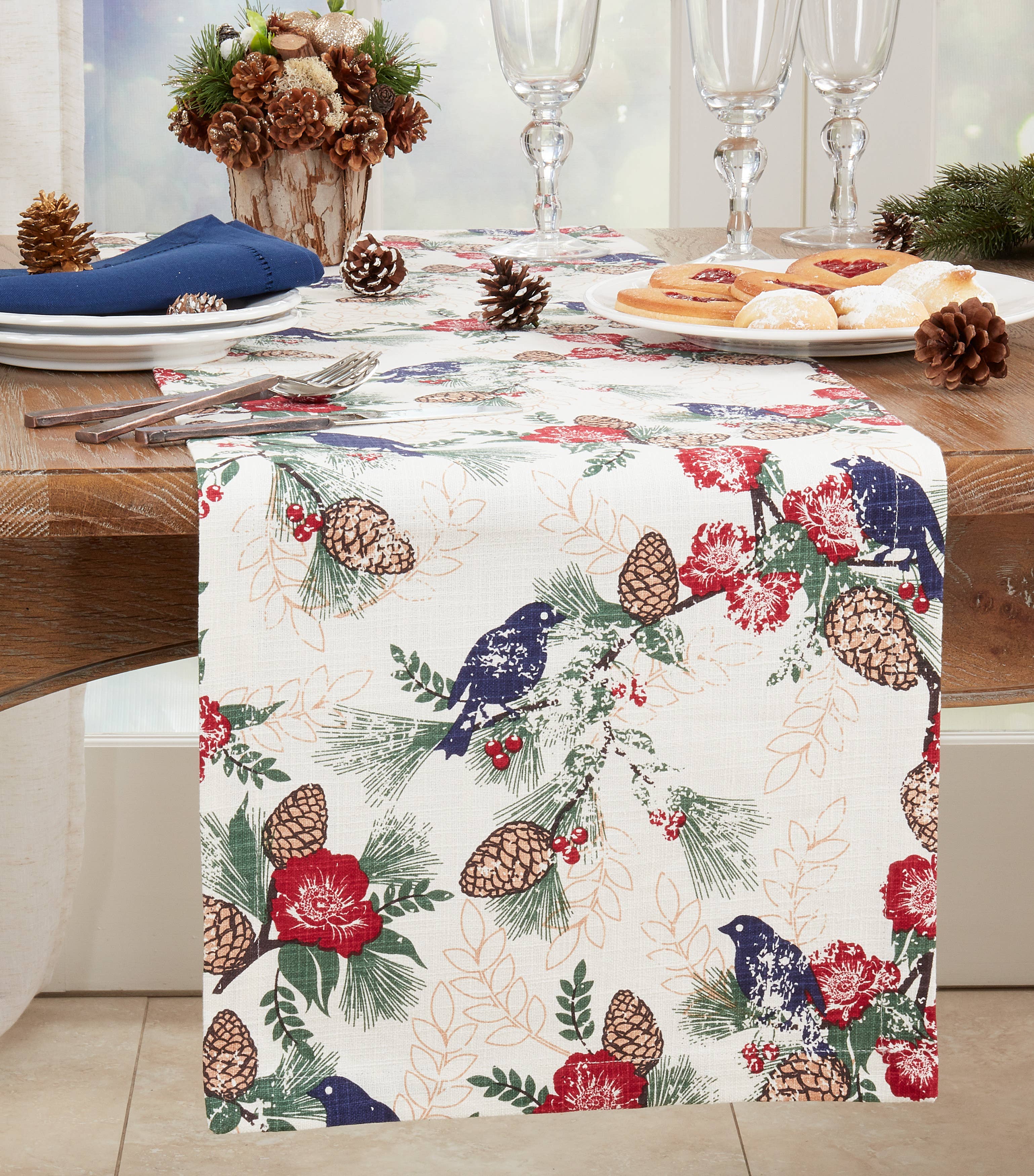 Multi Pinecones and Birds Runner en vente sur Faire1