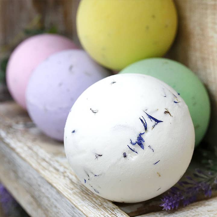 9 herbal bath bombs - Jasmine for wholesale by Ethike.eu