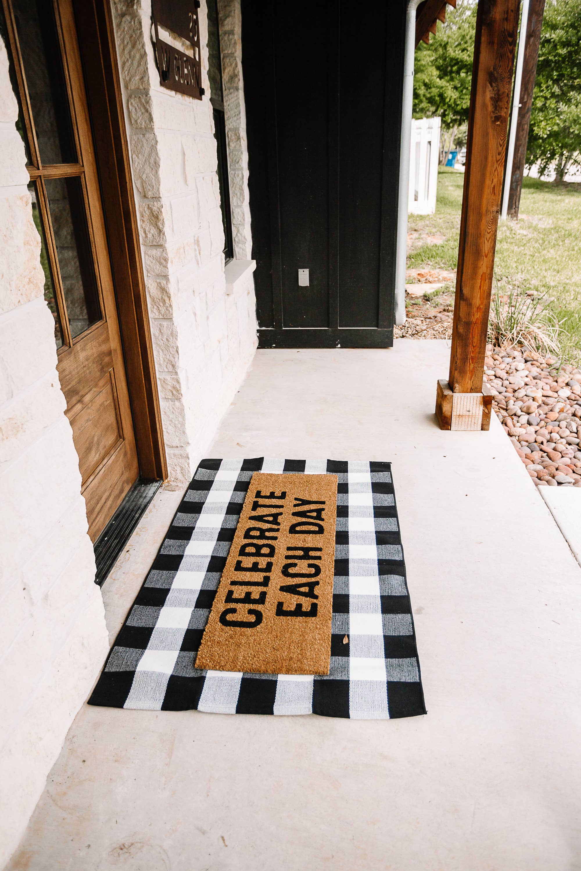 Modern Burlap - Wholesale Door Mat - XL Doormat - Celebrate Each Day (New Length)6