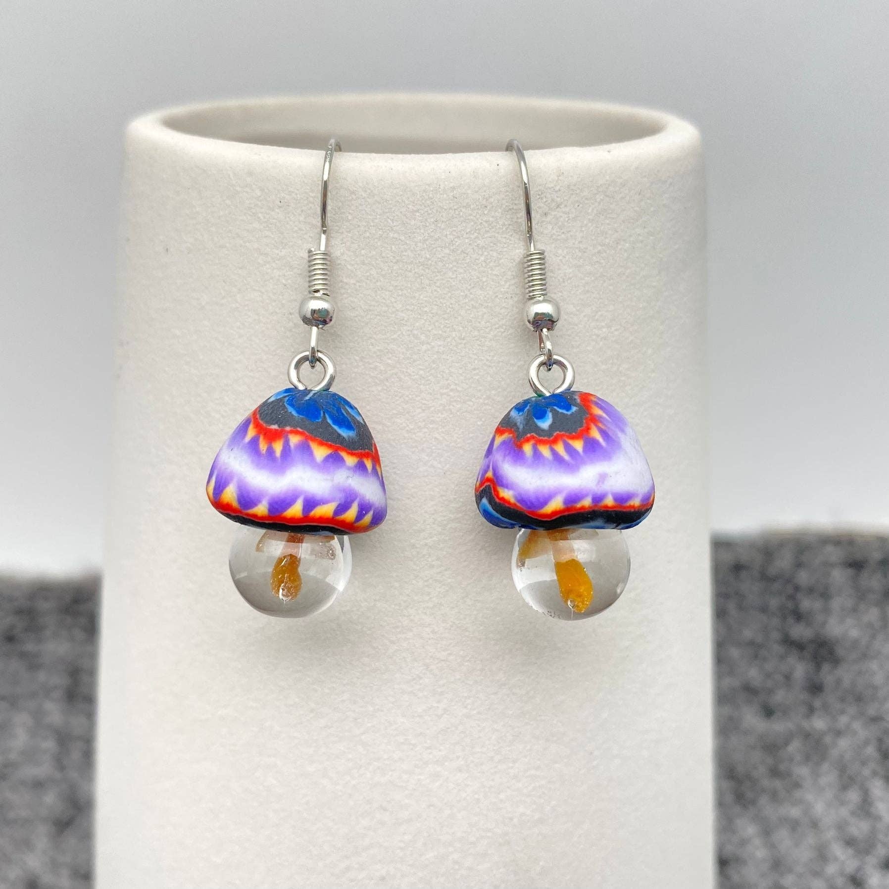 Mio Queena - Vendita all'ingrosso Orecchini pendenti - Orecchini con ciondoli a forma di fungo in argilla polimerica e vetro, vari stili1