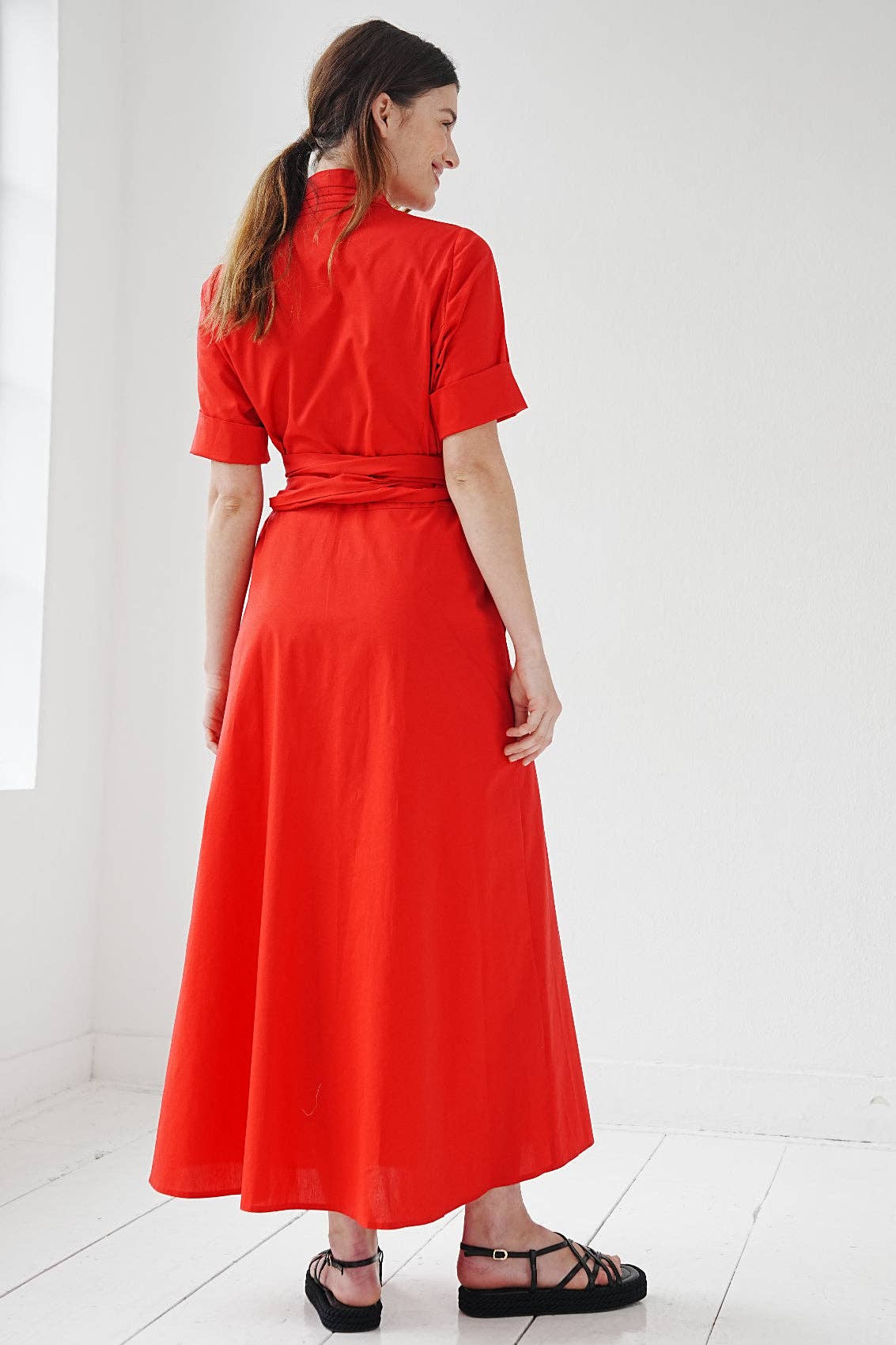 Marianna Déri GmbH - Wholesale Dress - Women's - Maxi blouse dress with removable wide belt red3