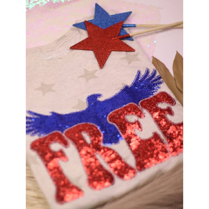 T-shirt à manches courtes Free Bird USA Patriotic 4 juillet pour la vente par Shop Southern Belle