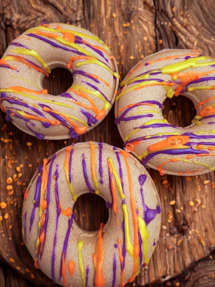 Bath Bomb - Donut - Fruit Loops scent for wholesale by Dandi Creations