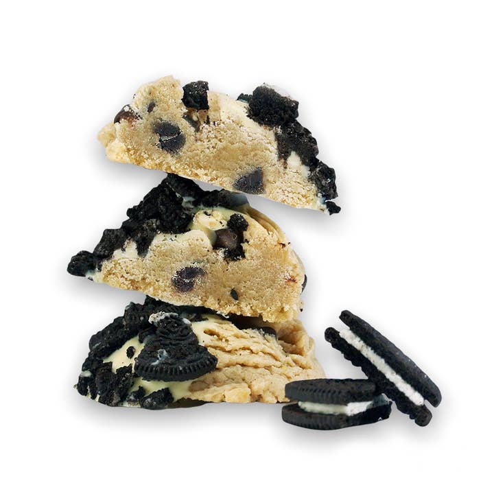 PAUL WAYNE - Wholesale Cookie - Cookies & Cream Cookie - DIPPED