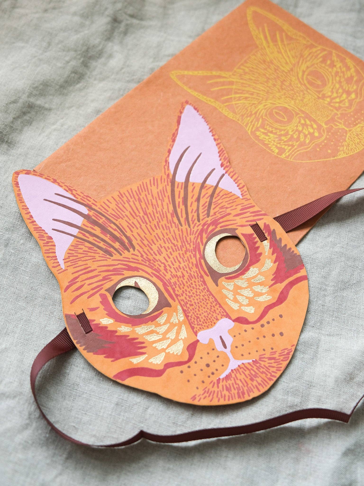 East End Press – wholesale Everyday greeting card – UK/EU: Cat Mask Greeting Card4