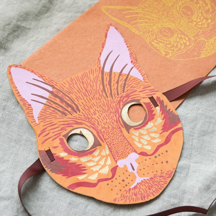 East End Press – wholesale Everyday greeting card – UK/EU: Cat Mask Greeting Card4