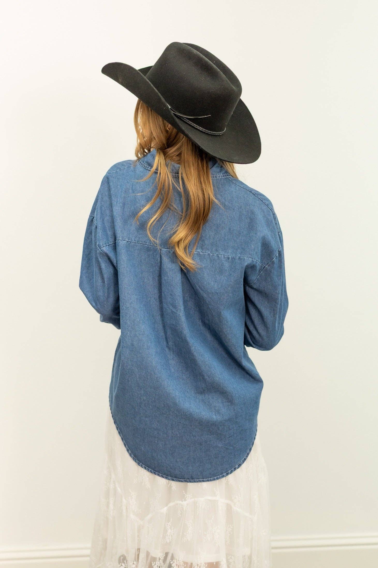 Blue Kathryn Classic Button-Up, Chambray for wholesale on Faire5
