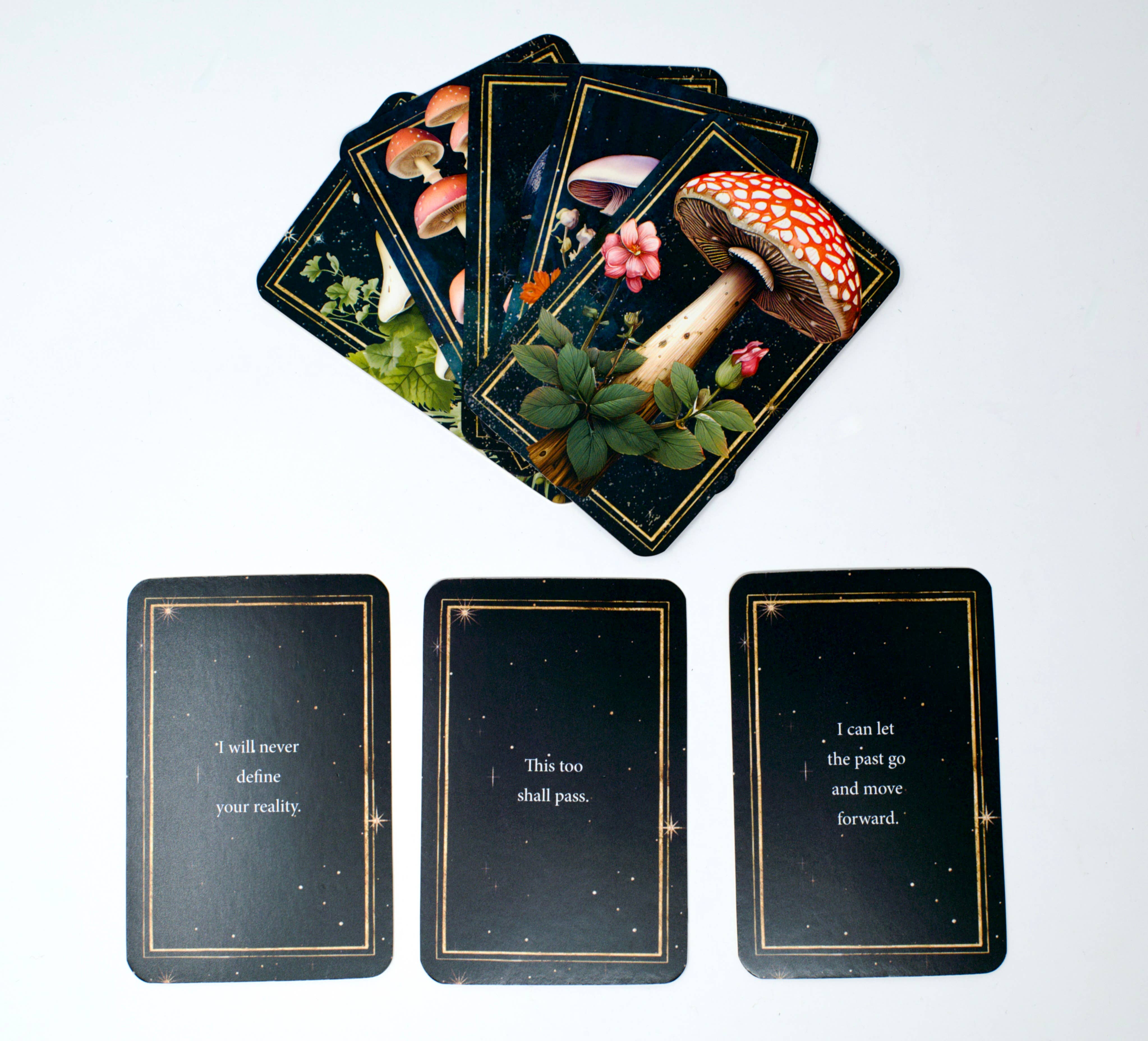 Red Wheel/Weiser LLC - Wholesale Tarot Cards - Mushrooms: Daily Doses of Wisdom (36 Gilt-Edged Mini Cards)12