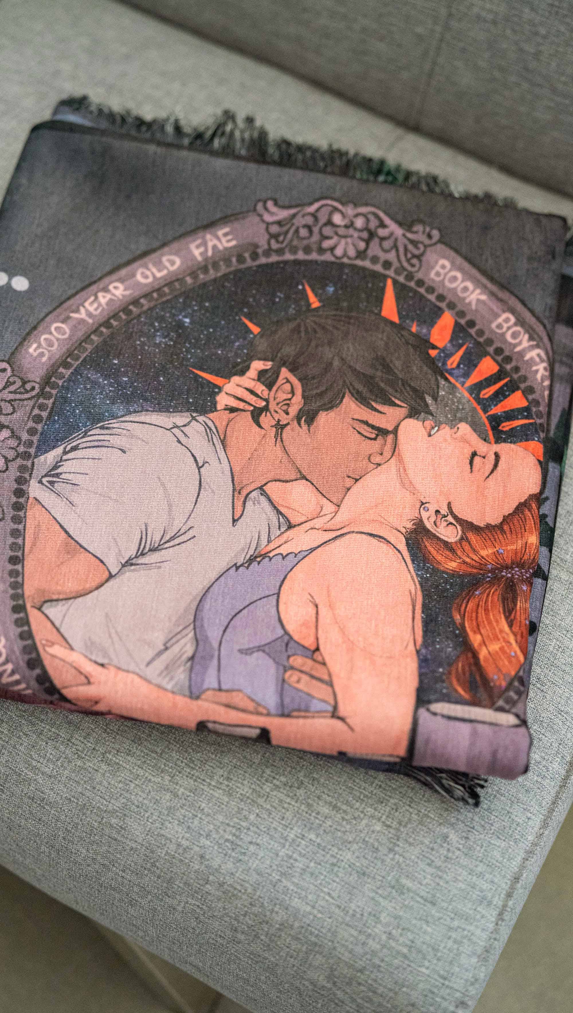 Eagle Rock Werkshop® - Wholesale Tapestry/Textile - Bookshelf - Chenille Tapestry with Tassels2