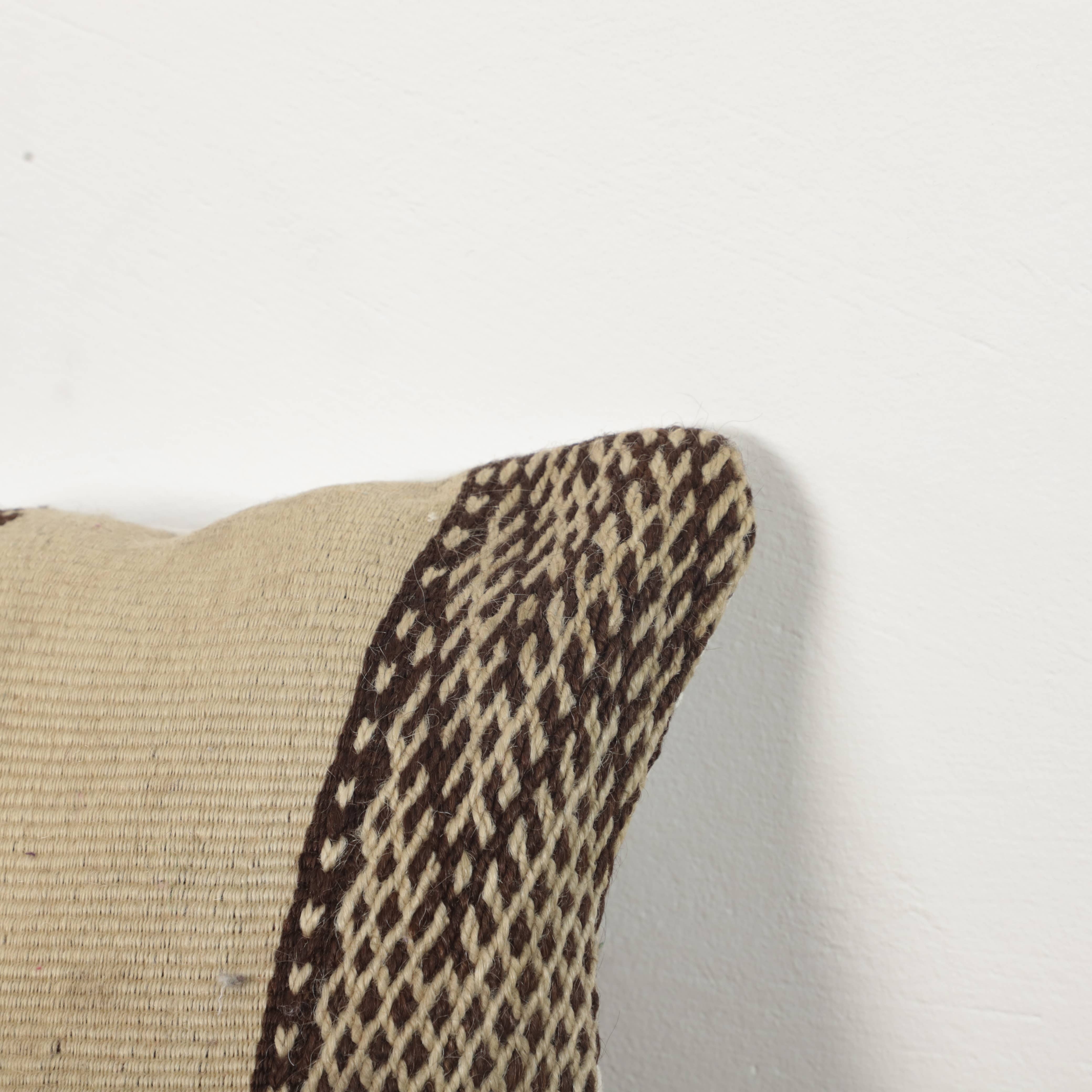 MUSMUSRUGS - Venta al por mayor Cojín decorativo - Cojín de lana marroquí hecho a mano 45×28 cm4