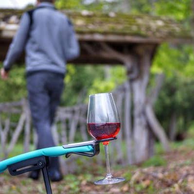 The Wine Hook – wholesale Wine glass – The Wine Hook - Wine Glass Holder for an outdoor chair1