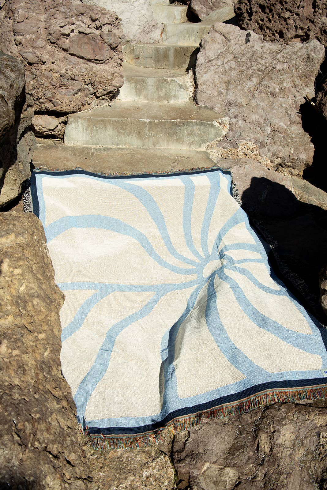 Sundream - Wholesale Throw Blanket - Horizon Heritage Woven Throw - Ocean3