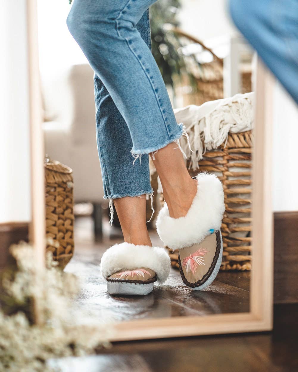 Sheepers SP .Z O.O. - Wholesale Slippers - Women's - Sen Rose Gold Mule Sheepers Slippers3