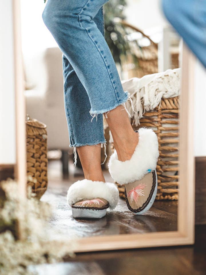 Sheepers SP .Z O.O. - Wholesale Slippers - Women's - Sen Rose Gold Mule Sheepers Slippers3