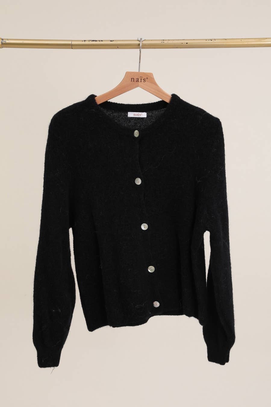 NAÏS PARIS - Wholesale Cardigan - Women's - SUPER FINE ALPACA SHORT BUTTON CREW NECK CARDIGAN28