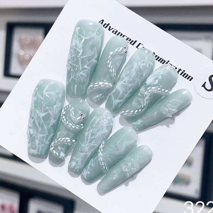 hand made Press on Nails 3227 for wholesale by foamboxnail