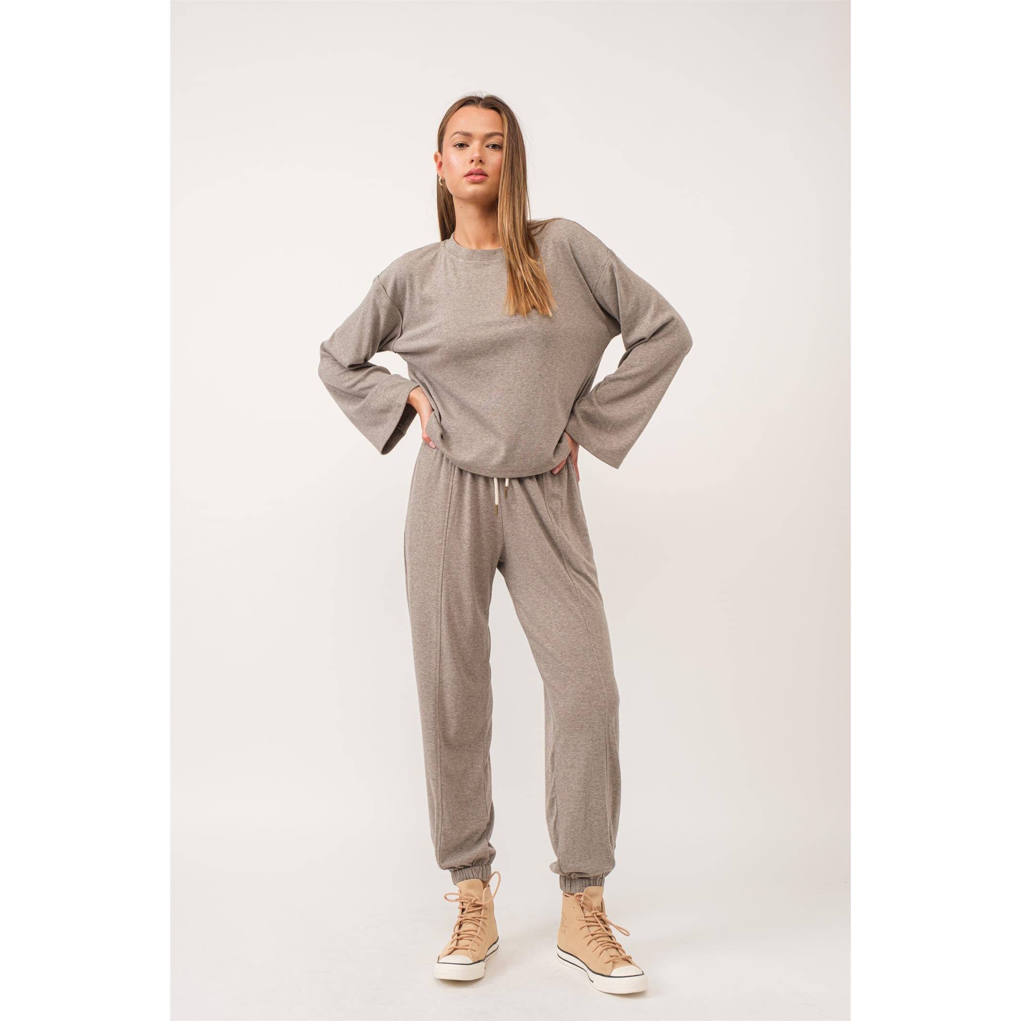 The GREii - Wholesale Lounge Set - Women's - Cozy Knit Loungewear Set2