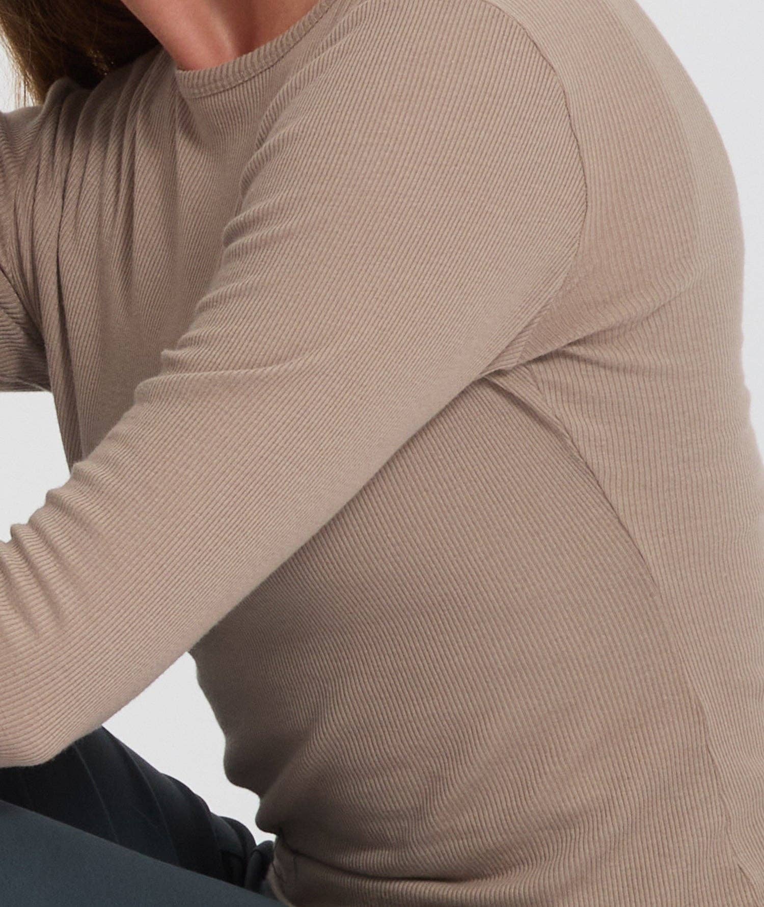 Yoga Searcher – wholesale T-shirt – women's – MAUNA - Cotton and modal T-shirts30