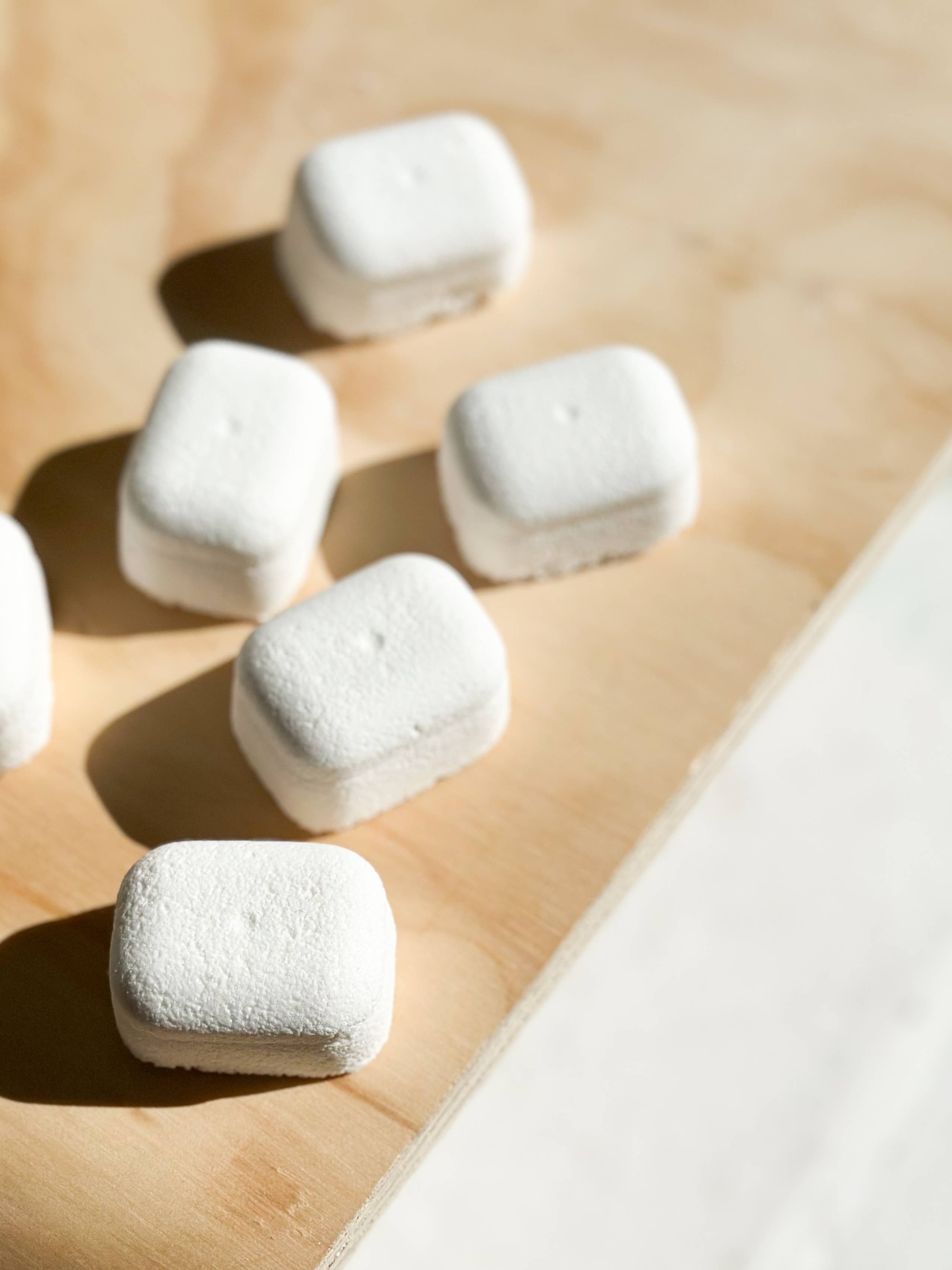 Only The Good Stuff UK – wholesale Toilet cleaner – Toilet Fizzes- Lime & Lemongrass3