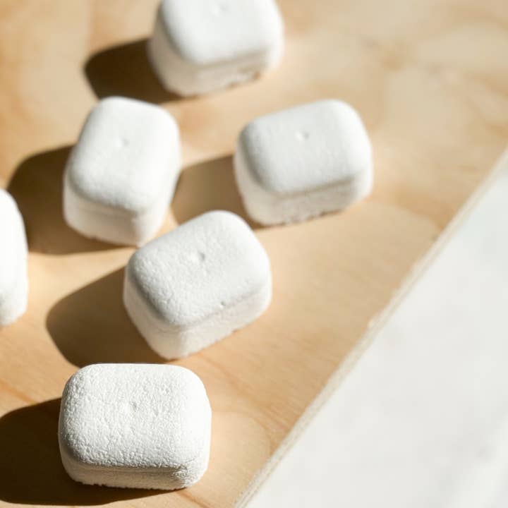 Only The Good Stuff UK – wholesale Toilet cleaner – Toilet Fizzes- Lime & Lemongrass3