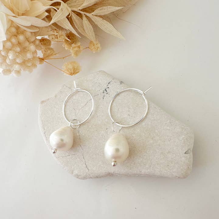 Pollie & Res - Wholesale Hoop earrings - Pearl Accent Hoop Earrings1