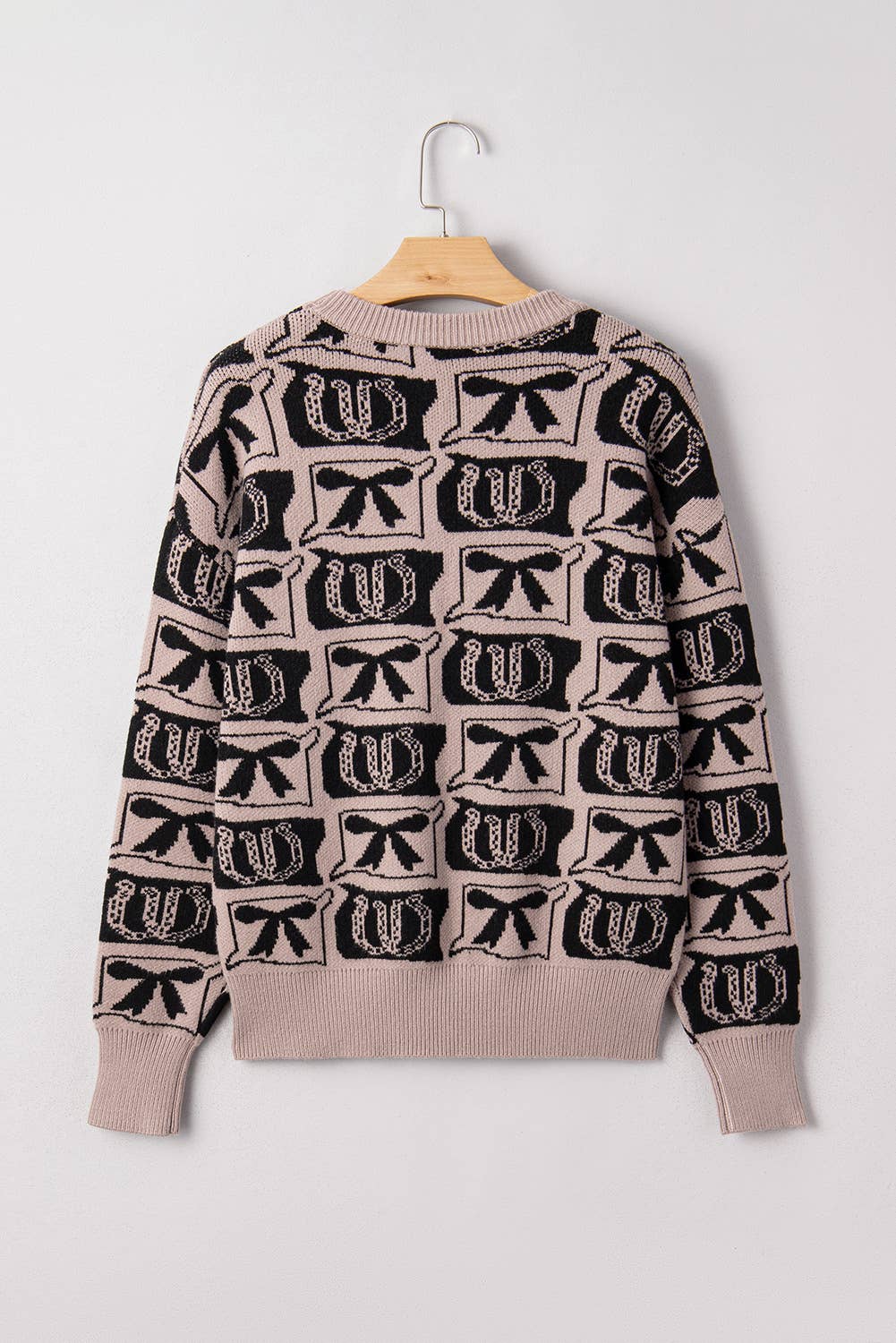 Aapparella - Wholesale Knit Sweater - Women's - Bows & Horseshoes  Fashion Western Pattern Sweater | S-4X9