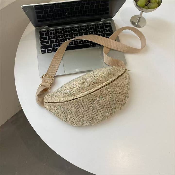 JOSSLYN by wall to wall - Wholesale Belt Bag - Women's - RAFFIA STRAW WAIST FANNY PACK CROSSBODY BELT BAG | 40P559