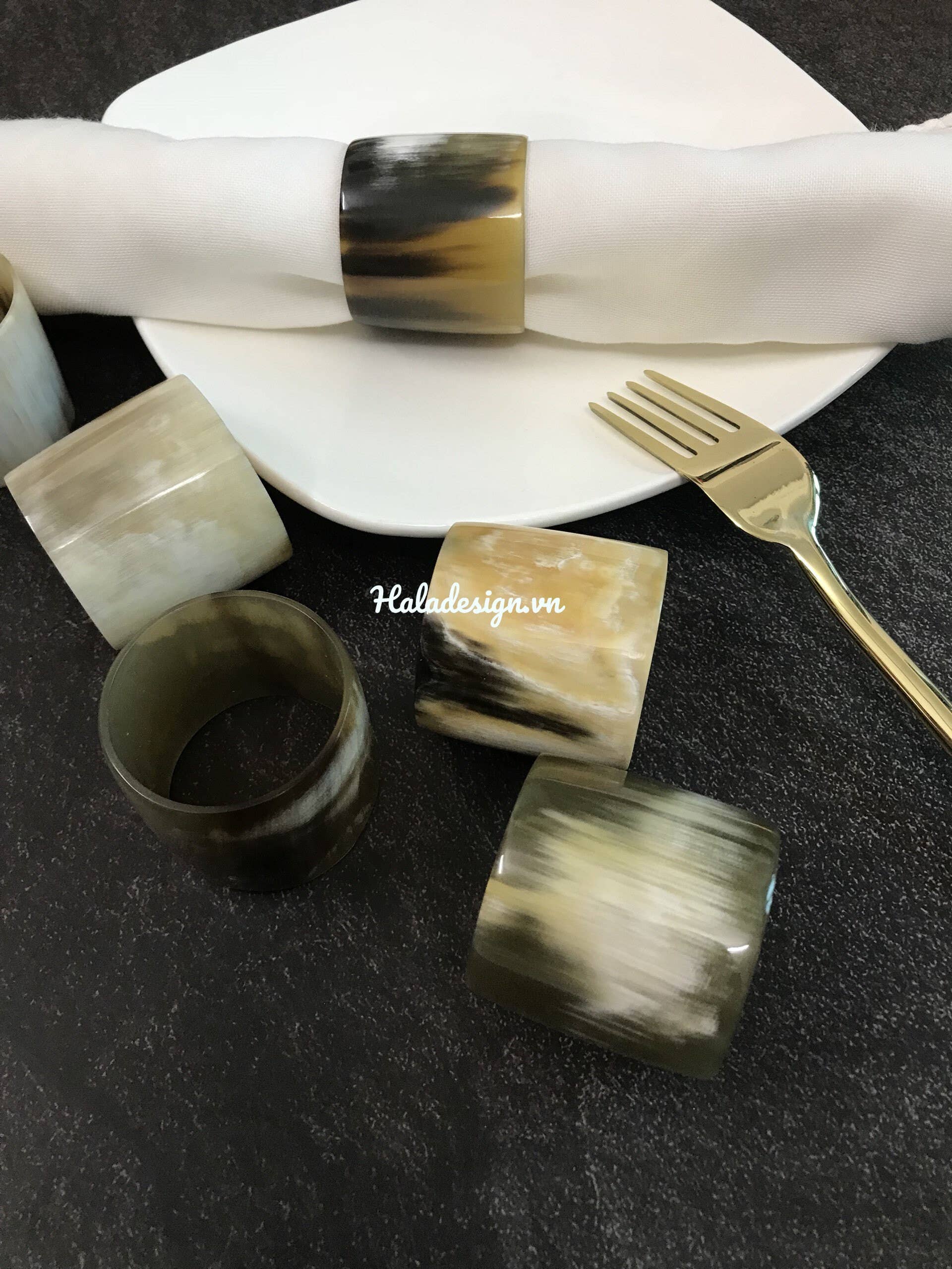 Hala Design – Engroshandel Servietring – Brugerdefineret Personlig Buffalo Horn Servietring0