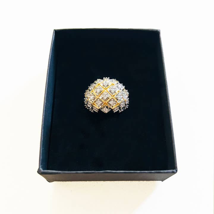 ÉCLAIRE - Wholesale Multi-Stone Ring - DOME RING