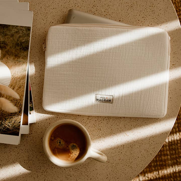 Atelier Wagram - Wholesale Pouch - Women's - iPad Case Gaze8