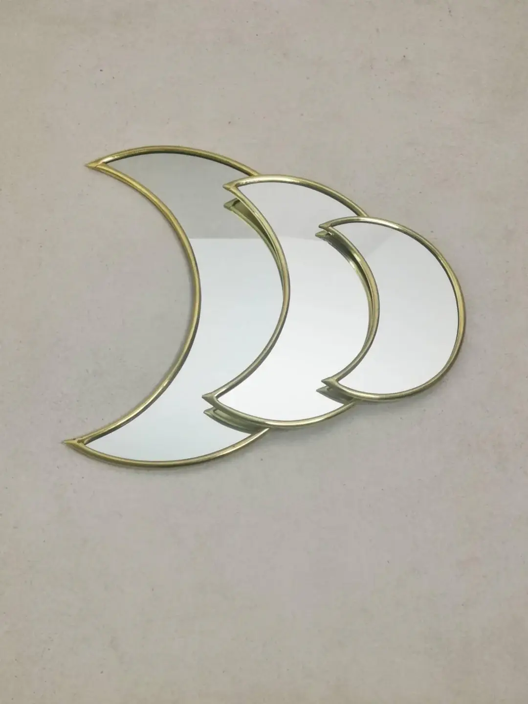 High crafty – Großhandel Wandspiegel – Mondspiegel mit goldenem Messingrahmen – Handgefertigter marokkanischer Mond16