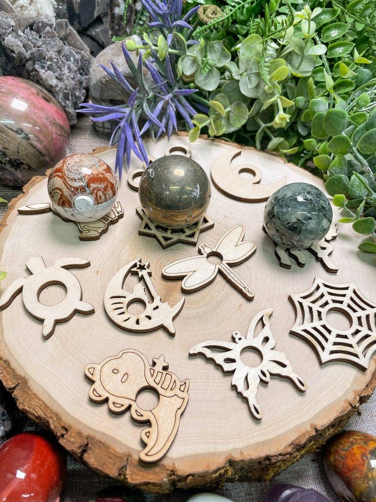 Copper Ashes - Wholesale Decorative Tabletop Object - Wooden Small Sphere Stand3