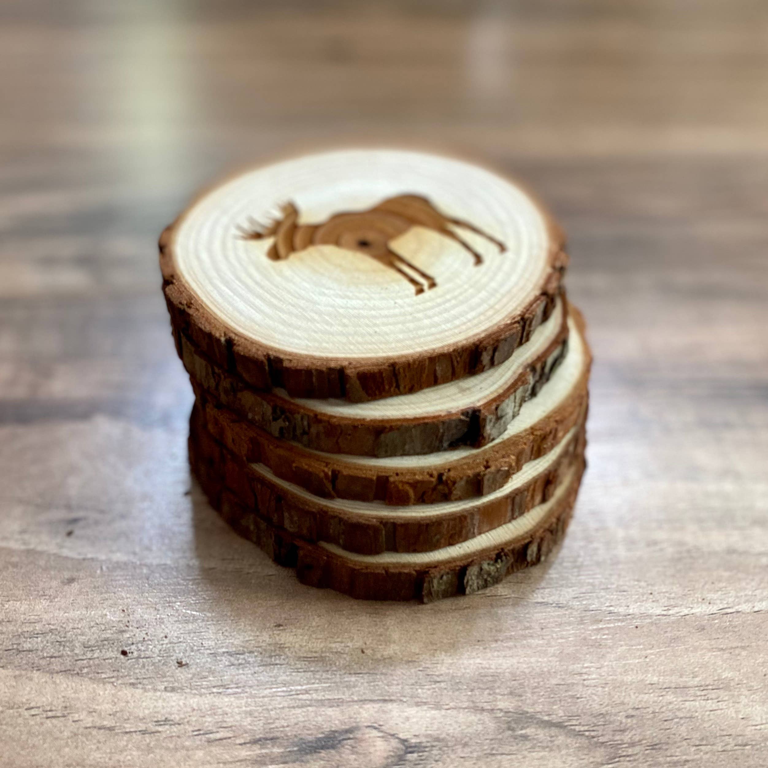 Munsell Made - Vendita all'ingrosso Sottobicchiere - Sottobicchieri in legno intagliati con alce4