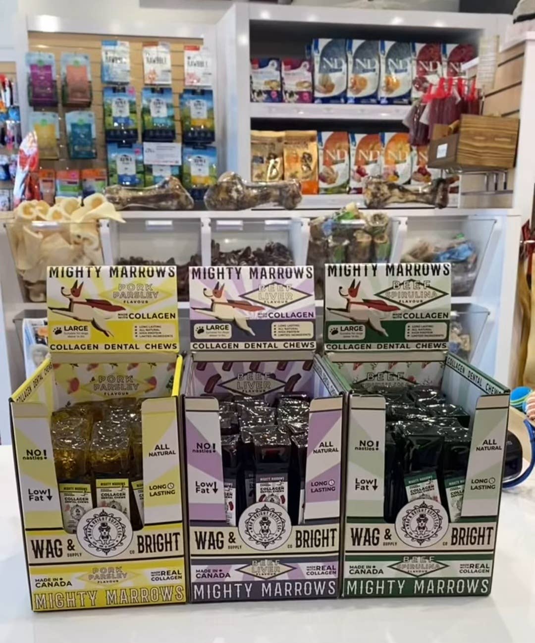 Wag & Bright Supply Co. – Engroshandel Tyggeben - Hund – Mighty Marrows Collagen Tandtyg - Bacon - 3 Størrelser4