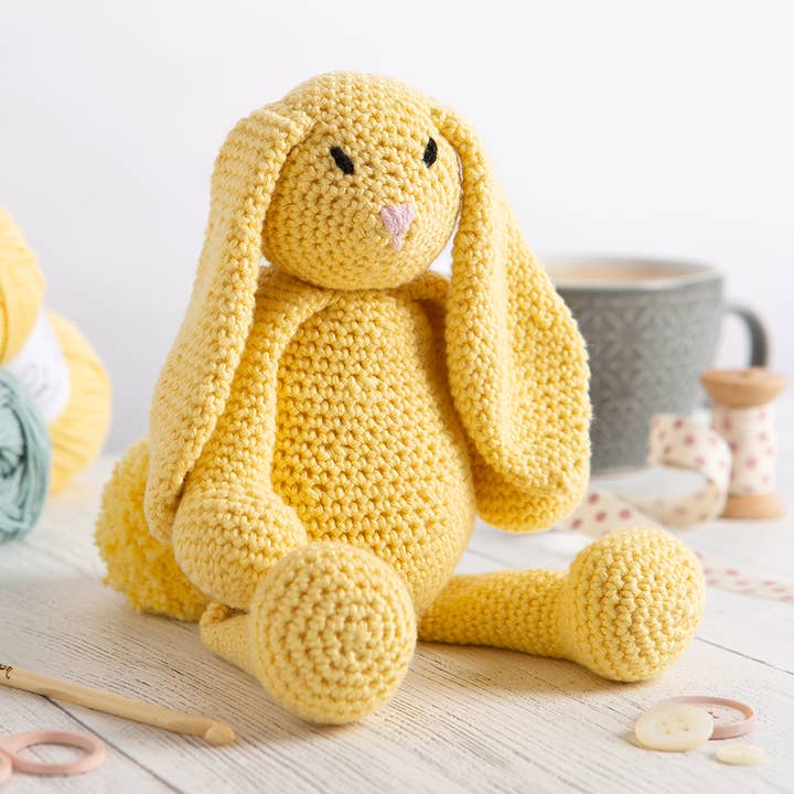 Haakpakket voor paashaas voor wholesale door Wool Couture Company