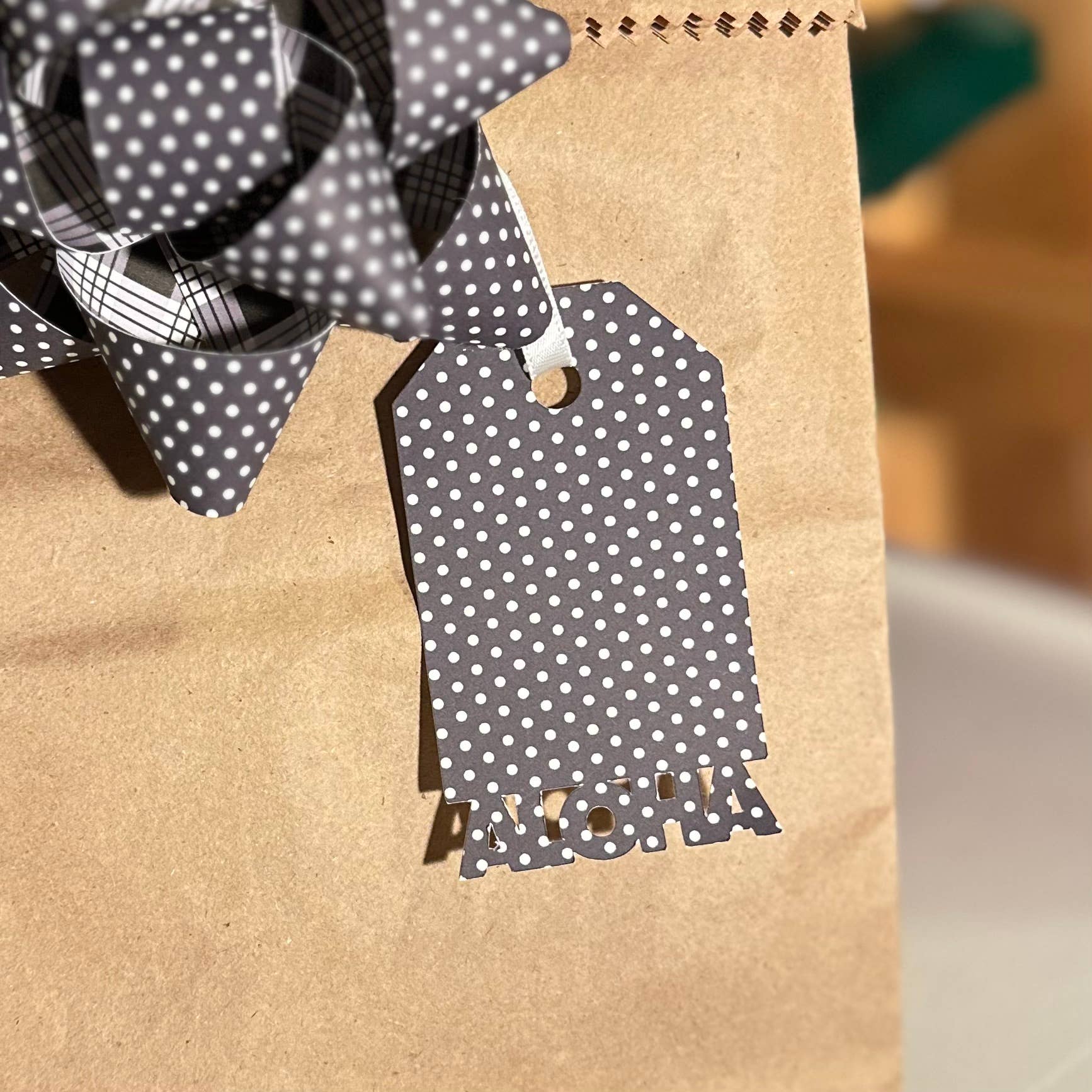 Handmade Aloha Kauai - Wholesale Gift Tag - Handmade Paper Gift Tags - Aloha Set of 615