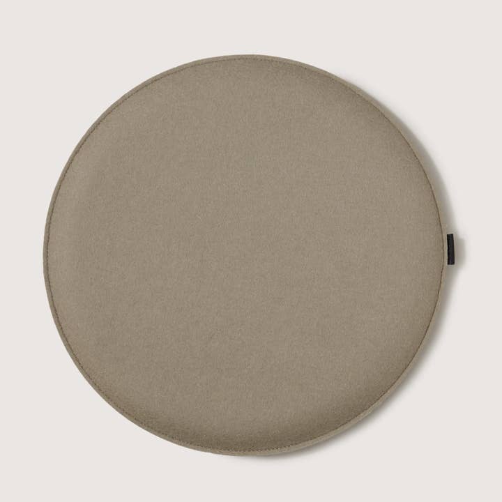 Graf Lantz - Wholesale Chair Cushion - Zabuton Merino Wool Round Seat Cushion - Clay Black0