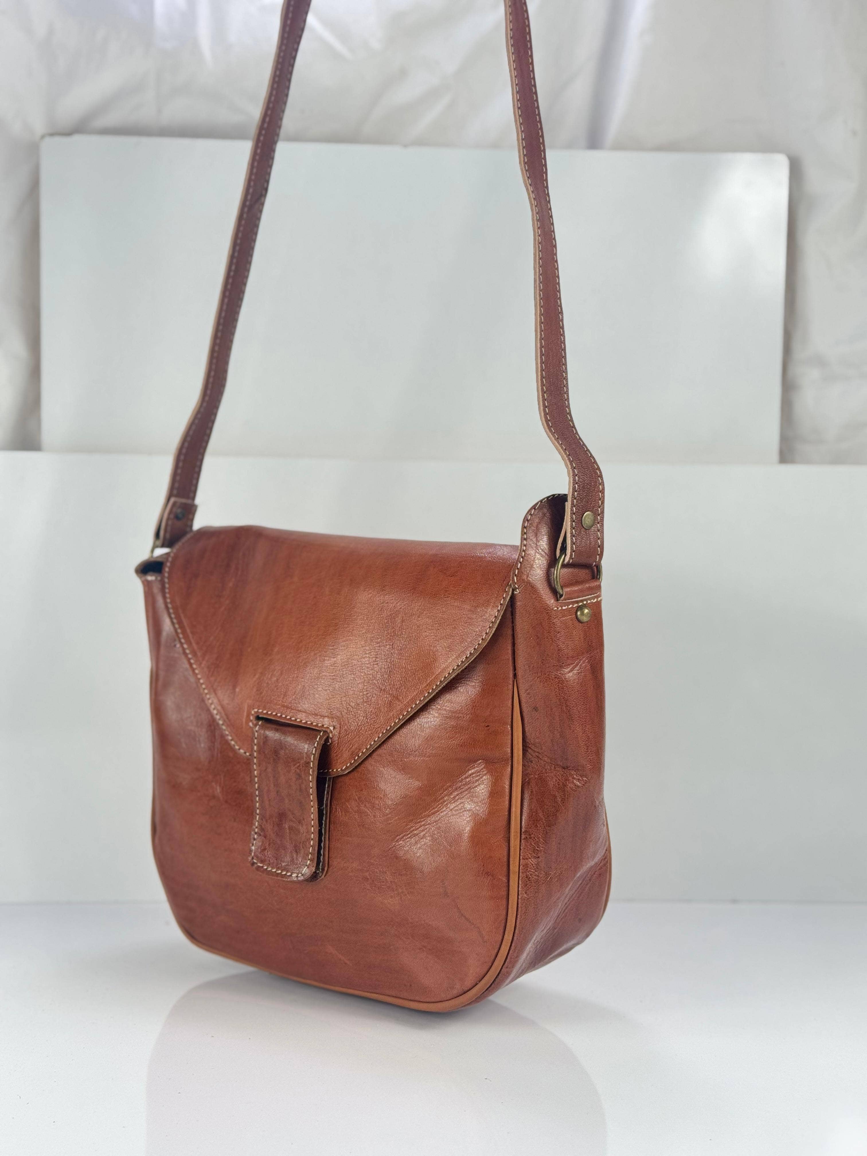 HandmadeBestSeller - Wholesale Crossbody Bag - Women's - Handcrafted Moroccan Leather Crossbody Bag9