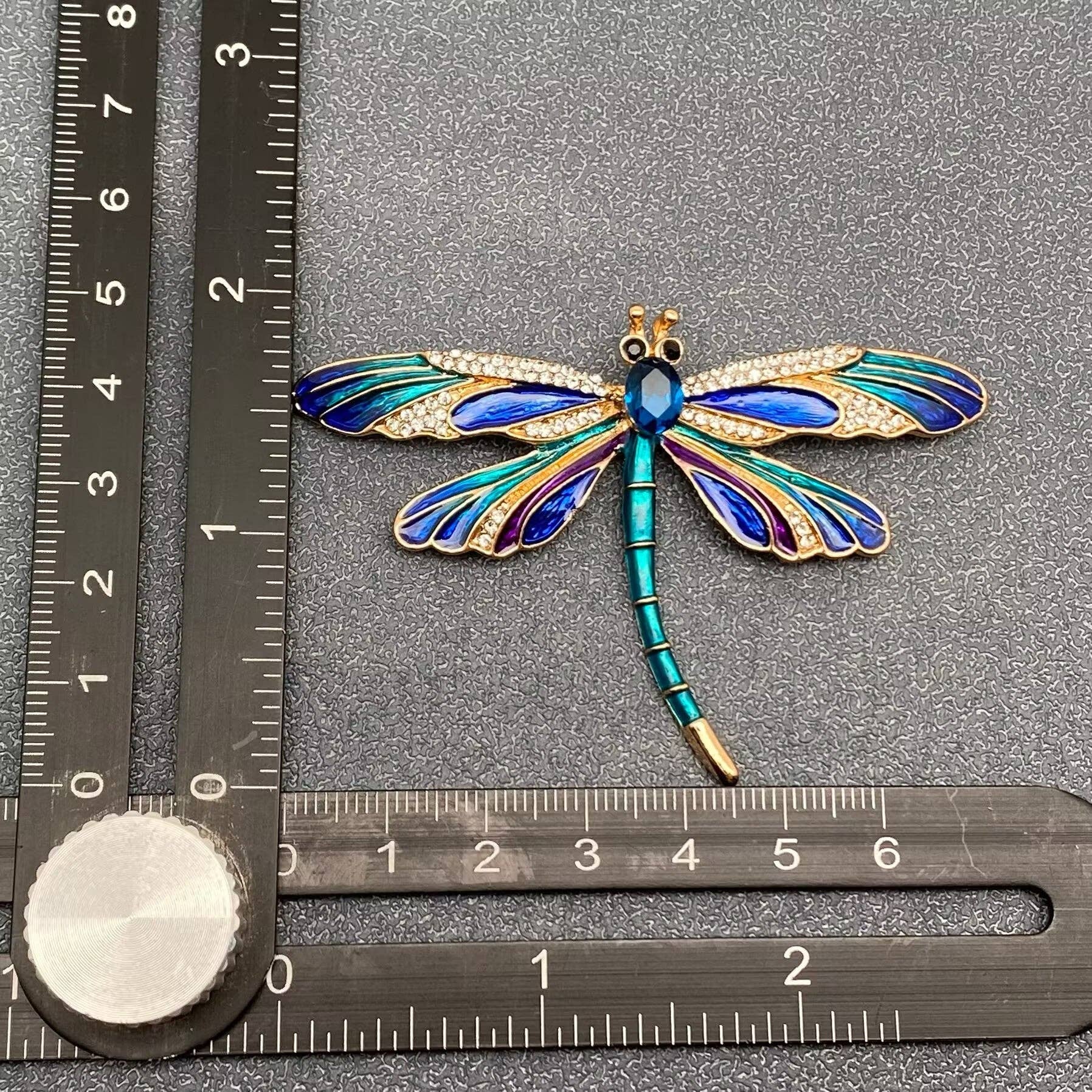 Mio Queena – Großhandel Broschen – Rhinestone-farbige Emaille-Libellenbrosche7