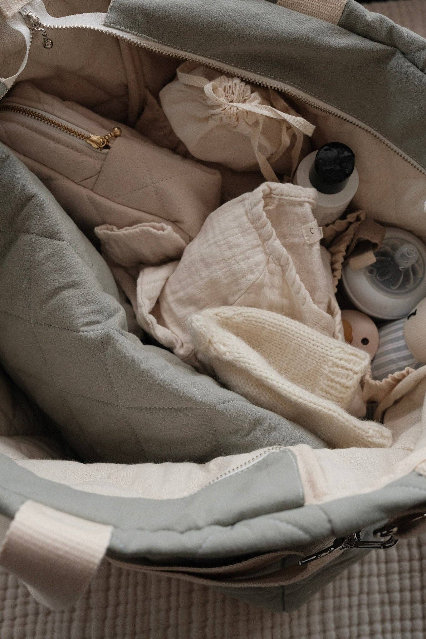 Dans le sac – wholesale Blöjbytesmatta - Baby – Skötmatta för baby - lätt att stoppa i skötväskan9