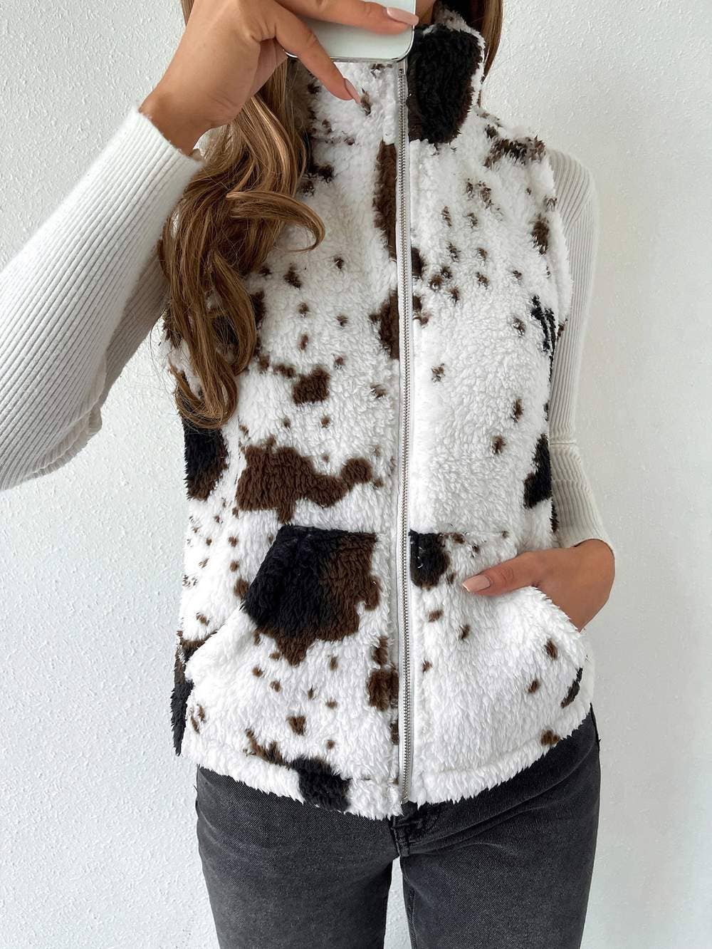 MULTICOLOR Cow Print Fleece Zip Vest Winter Sleeveless Sherpa Gilet for wholesale on Faire4