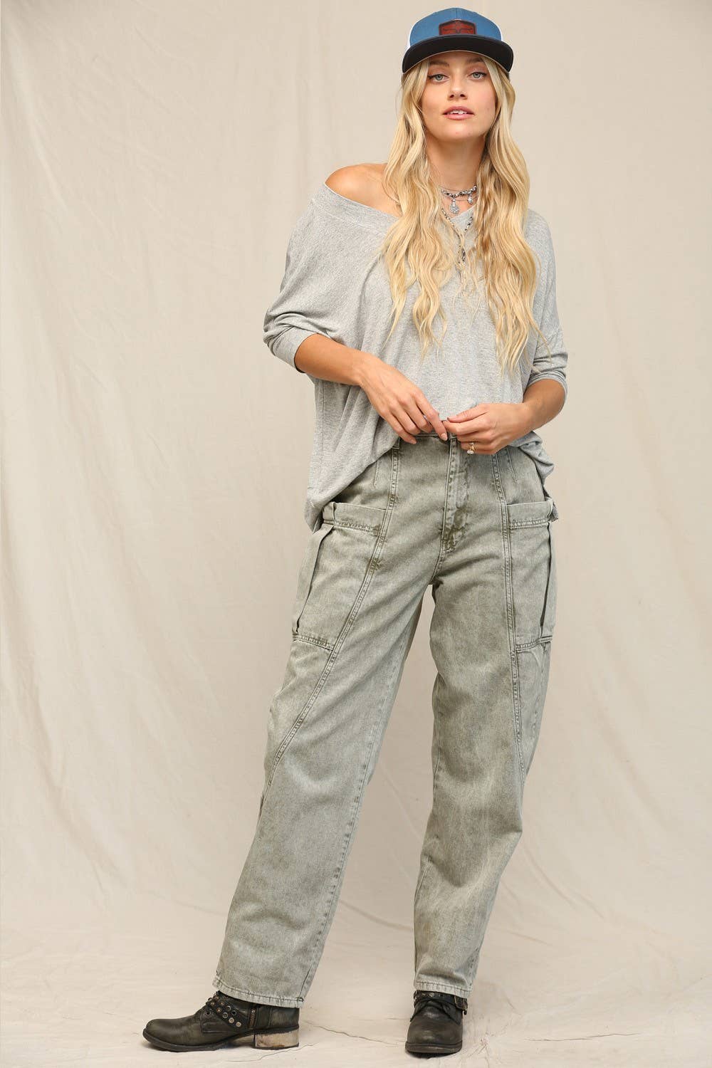 KyeMi - Vente Haut en maille – femme - Haut en maille à coupe ample avec col en V13