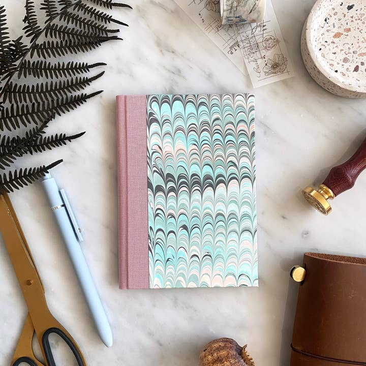 Taccuino Tascabile Marmorizzato a Mano per la vendita all'ingrosso da parte di PAPERCROWN NI