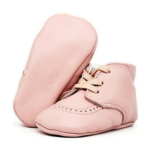 Chaussures de berceau pour bébé - Blush Pink pour la vente par Tippy Tot Shoes